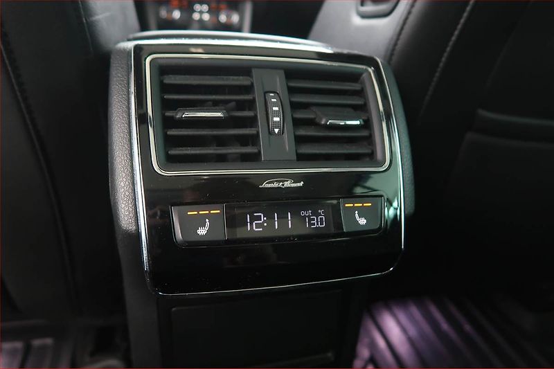 Škoda Superb (2016) Style 1.6 TDI, Kůže, Navi - fotka 18 z 22