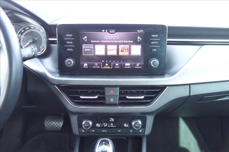 Škoda Scala 1,5 TSi 110KW, ČR, SERV.KN - fotka 21 z 37