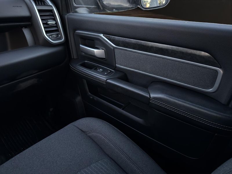 Dodge RAM (2019) 2500  CUMMINS HEAVY DUTY - fotka 18 z 27