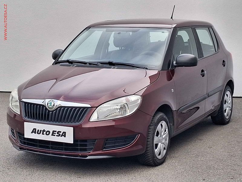 Škoda Fabia (2012) 1.2I, servis.kniha, AC - fotka 3 z 14