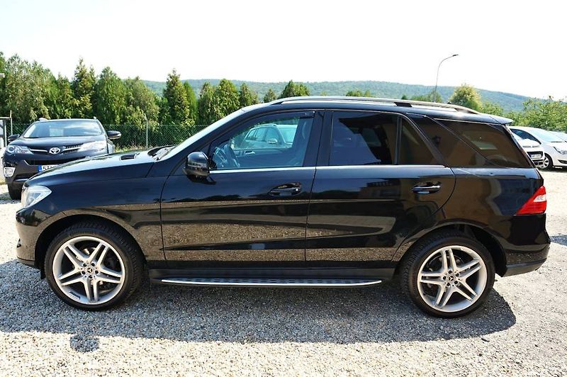 Mercedes-Benz Třídy M (2013) 350 4 MATIC 3,0 CDI 190 kW - fotka 45 z 69
