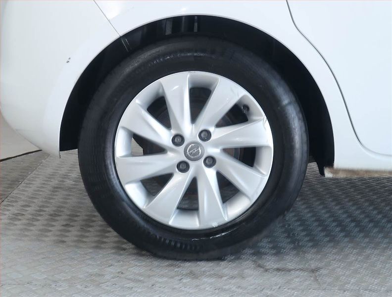 Opel Corsa (2015) 1.2, Tempomat - fotka 14 z 16