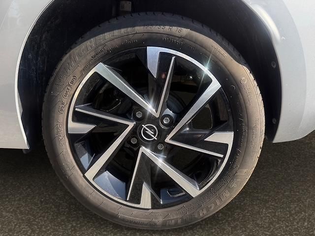 Opel Corsa (2025) 1,2 GS Benzin 100k MT6 - fotka 13 z 15
