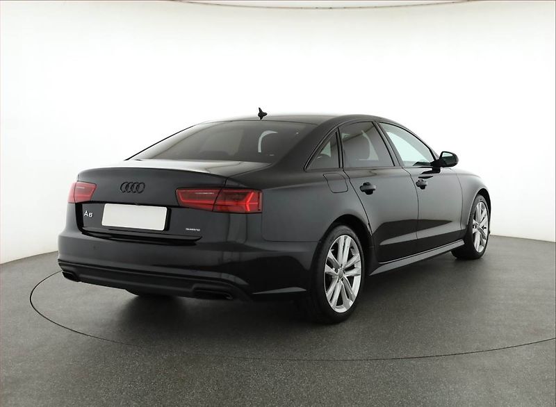 Audi A6 (2018) 3.0 TDI, 4X4, Automat, Navi - fotka 5 z 21