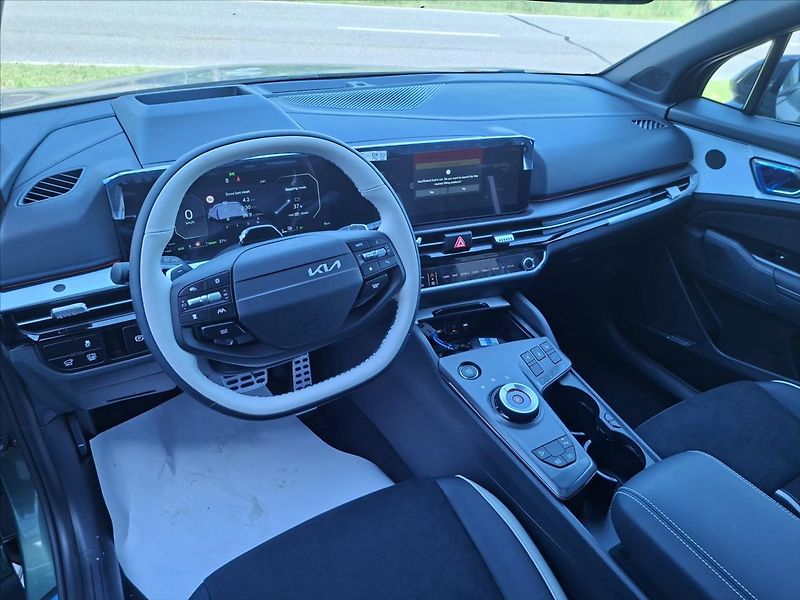 Kia Sportage 1,6 HEV T-GDi GPF HEV 4x4 - fotka 9 z 9