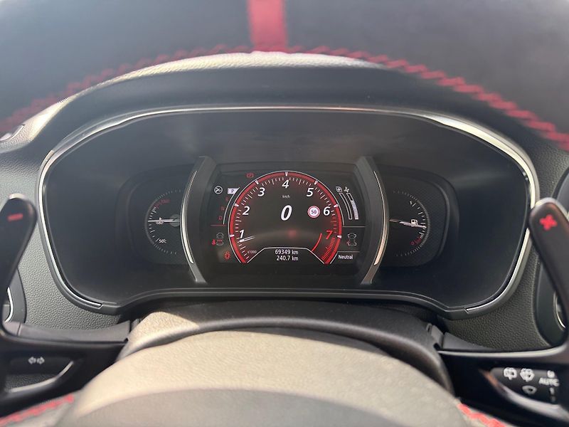Renault Mégane (2019) 1,8 TCe 221 kW RS Trophy EDC - fotka 20 z 28