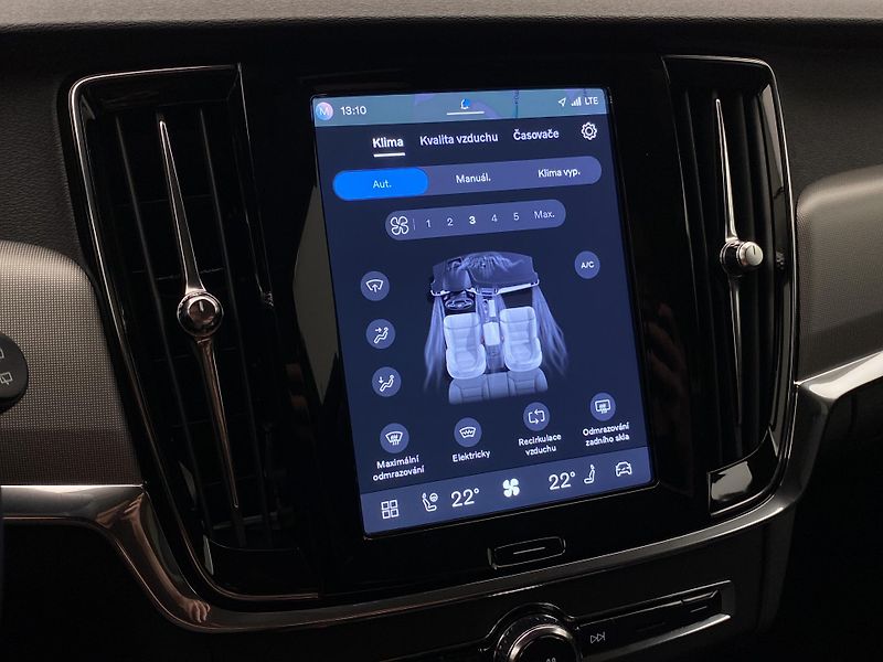 Volvo V90 T6 AWD RECHARGE CORE REZERVACE - fotka 42 z 60