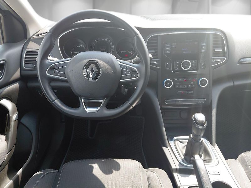 Renault Mégane (2017) 1,6 SCe 84 kW ZEN - fotka 15 z 23