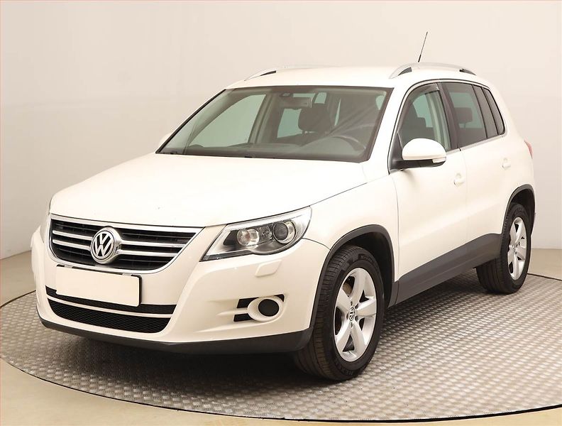 Volkswagen Tiguan (2008) 2.0 TDI, 4X4, nová STK, Tažné - fotka 2 z 18