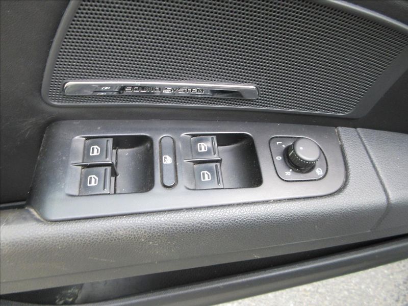Škoda Superb 2,0 TSi 147Kw, L&K, Tažné, Hav - fotka 23 z 33