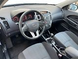 Kia Ceed (2012) 1.4CVVT ČR+1.majitel!! Tažné! - náhled 12