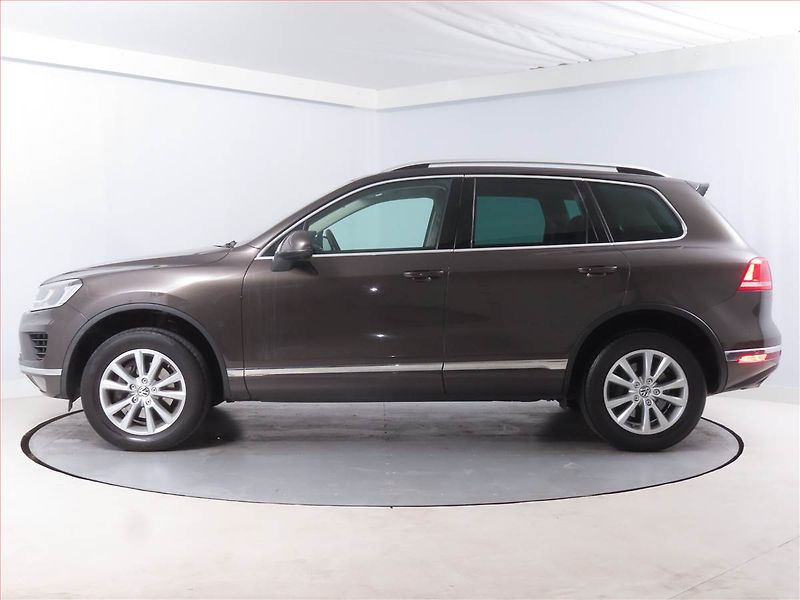 Volkswagen Touareg (2016) 3.0 TDI - fotka 3 z 21