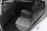 Volkswagen Passat 2,0 TDI 110 kW DSG Business Zá - náhled 14