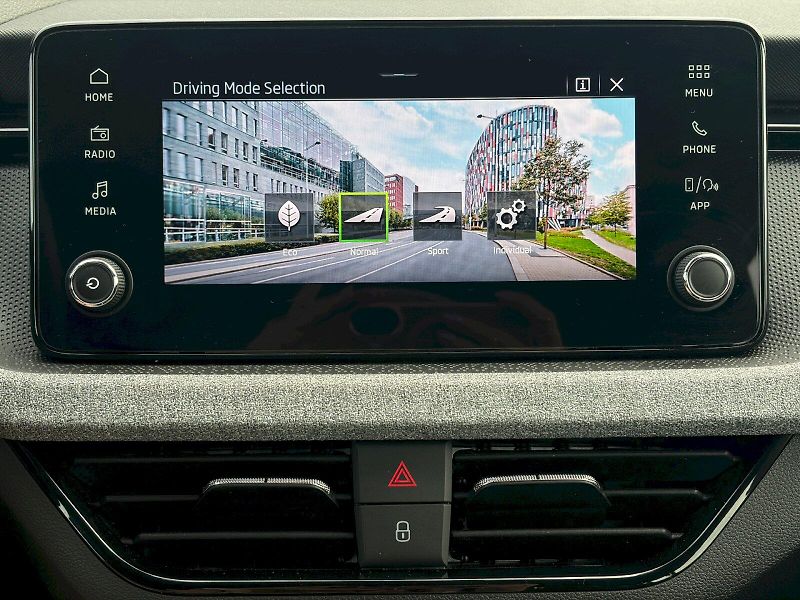 Škoda Scala (2026) 1.0 TSI / 70 kW / SELECTION - fotka 30 z 34