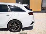 Kia Ceed SW (2022) 1.5 T-GDI Platinum Automat JBL - náhled 20
