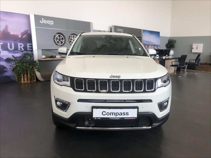 Jeep Compass 1,3 PHEV 190k AT  Limited - fotka 2 z 16