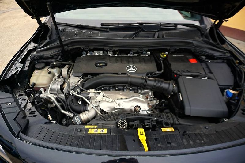 Mercedes-Benz GLA (2023) 4 MATIC 250 165 kW - fotka 51 z 54