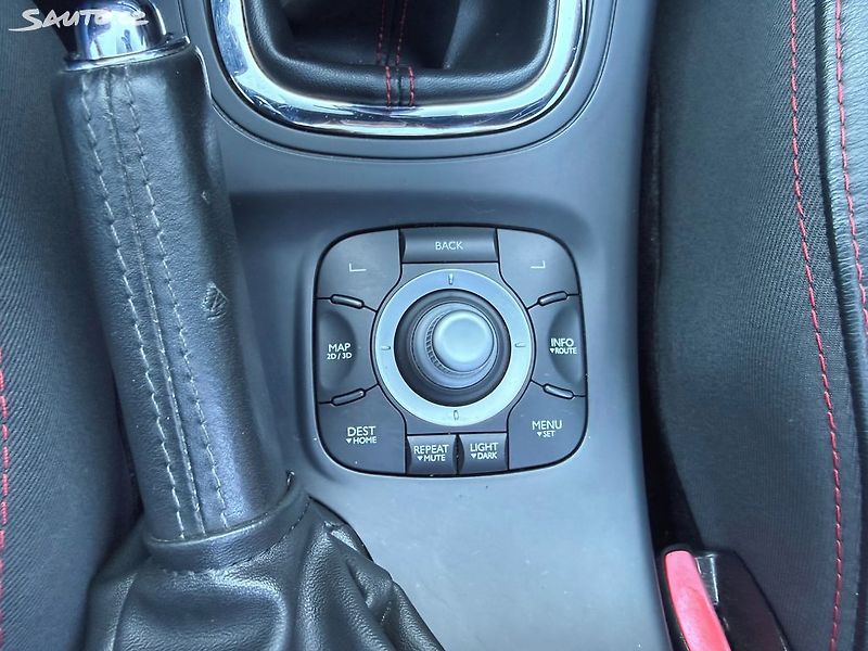Renault Mégane 2.0 dCi 118kW - fotka 30 z 43
