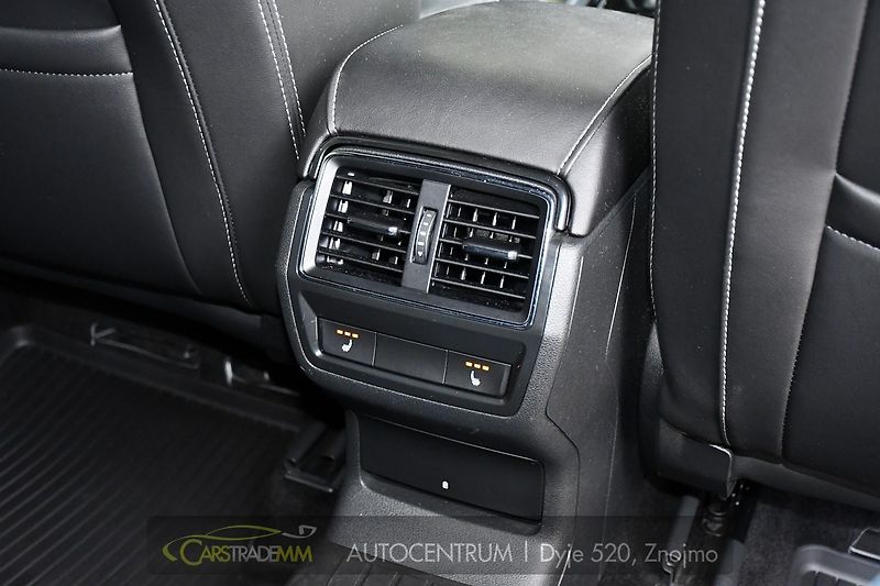 Škoda Kodiaq 2,0TDi SPORTLINE 140KW WEBASTO - fotka 25 z 56
