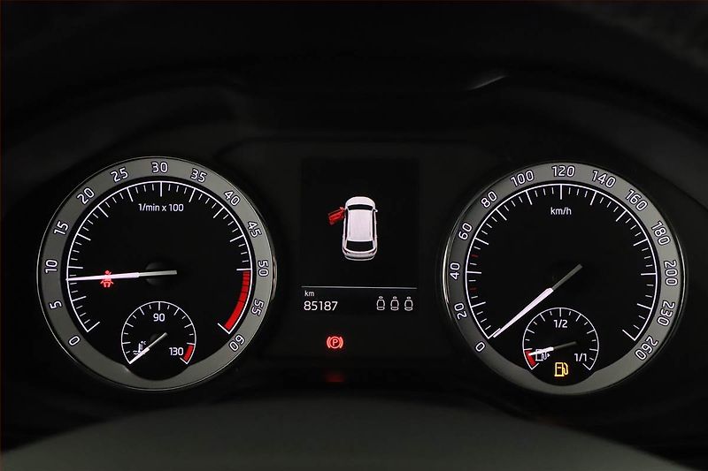 Škoda Karoq (2020) 2.0 TDI - fotka 14 z 16