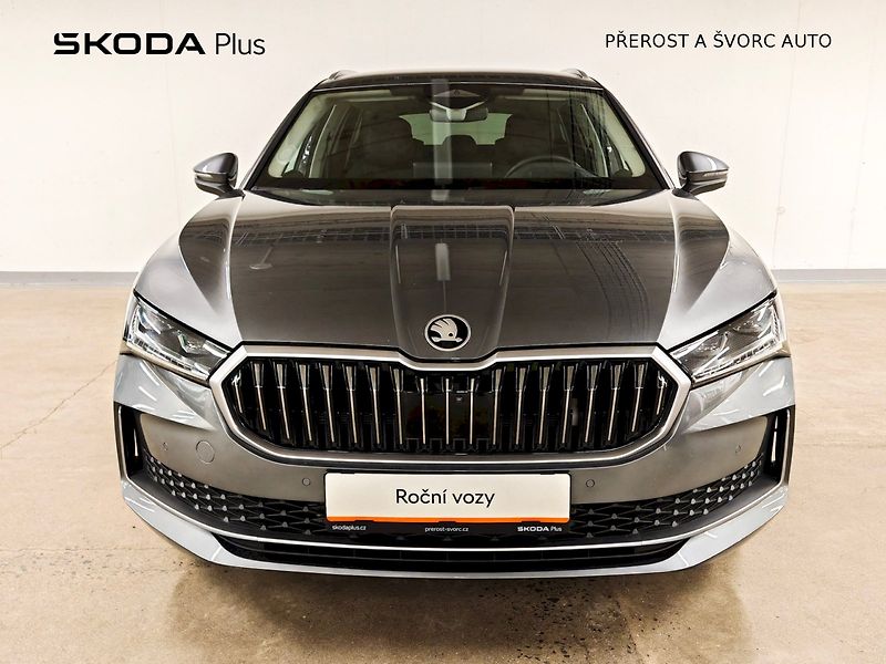Škoda Superb (2024) Combi 2.0 TDI 142 kW DSG 4x4 L - fotka 4 z 34