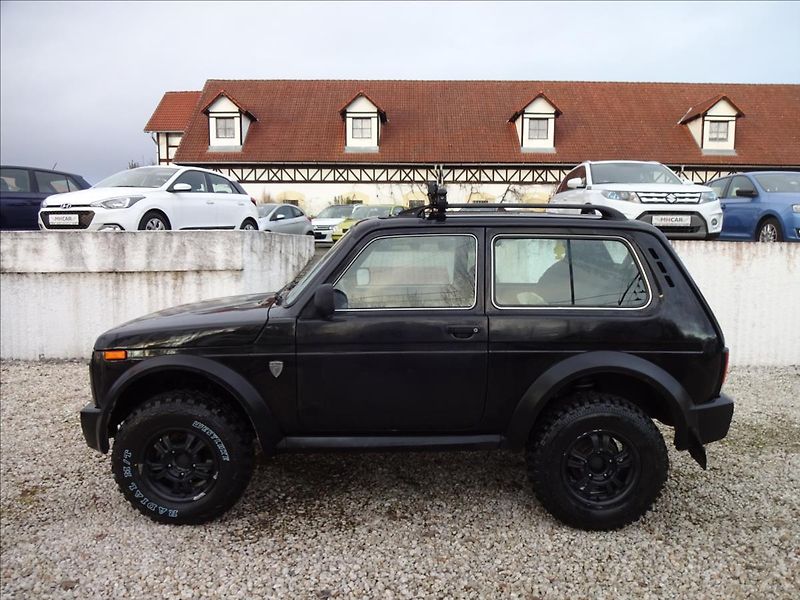 Lada Niva 1,7 i BRONTO 4x4 - fotka 4 z 50