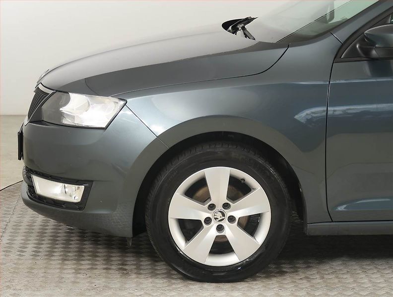 Škoda Rapid (2016) Spaceback 1.2 TSI, Serv.kniha - fotka 14 z 17