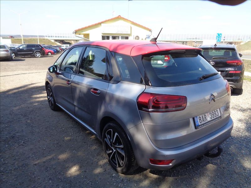 Citroën C4 Picasso 1,6 - fotka 3 z 17