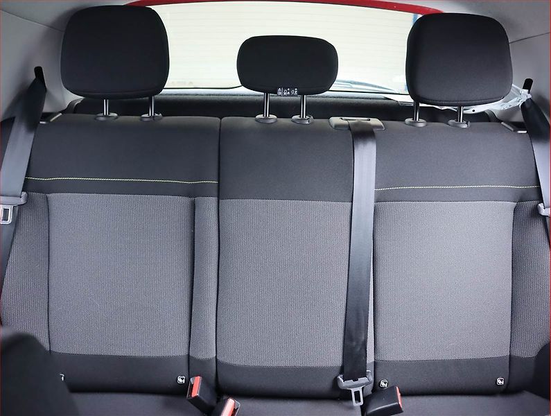 Citroën C3 (2020) 1.2 PureTech, Serv.kniha, Navi - fotka 10 z 21