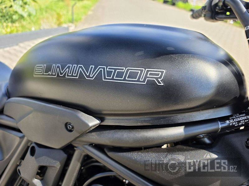 Kawasaki (2024) Eliminator 500 - fotka 12 z 12