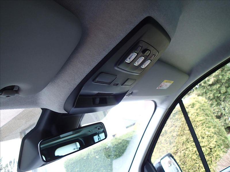 Renault Trafic 2,0 1.maj. ČR,DPH, 8míst - fotka 36 z 48