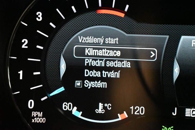 Ford Mondeo (2022) 2.0 VIGNALE 140 KW LED Tažné 8 - fotka 35 z 43