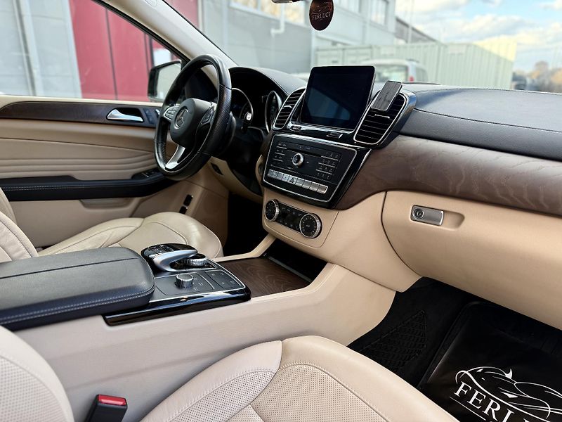 Mercedes-Benz GLE (2017) MERCEDES BENZ GLE 350d Coupe - fotka 13 z 24