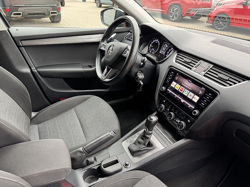 Škoda Octavia (2020) 2.0TDi DSG LED Navi Kamera - fotka 17 z 46