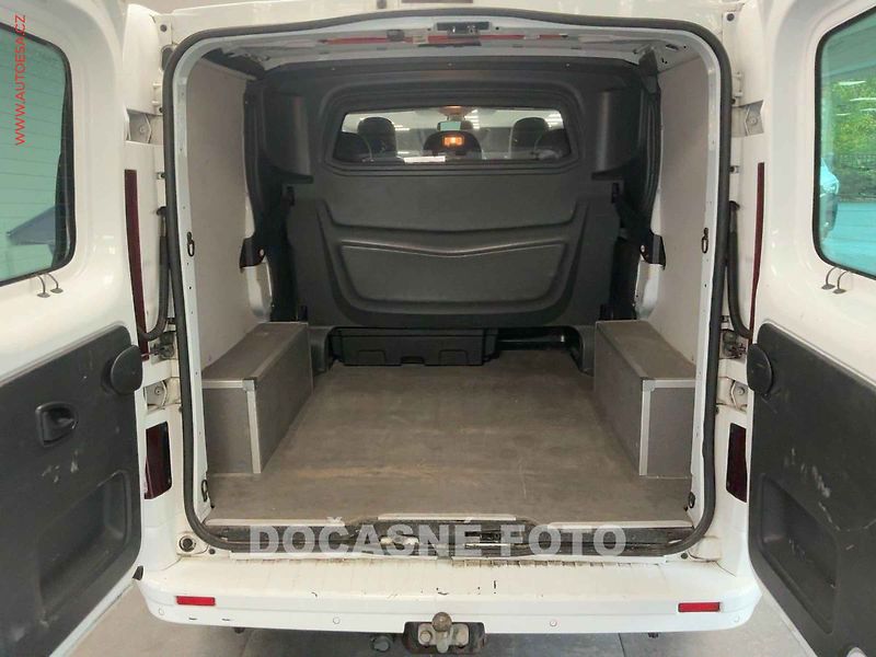 Opel Vivaro (2018) 1.6CDTi 5míst, 107kW, autoAC - fotka 5 z 11