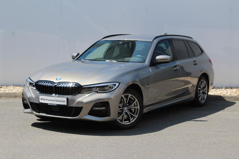 BMW Řada 3 330e xDrive Touring - fotografie inzerátu