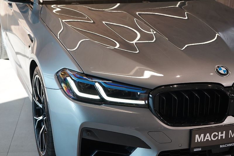 BMW M5 Competition xDrive, B&W, HUD - fotka 5 z 47