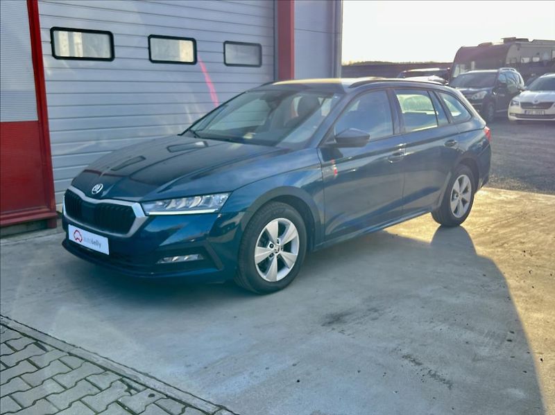 Škoda Octavia 2,0 TDi / EXECUTIVE / záruka - fotka 1 z 15