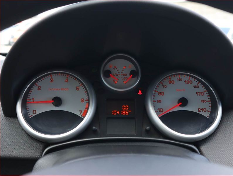 Peugeot 207 (2008) 1.4 VTi, Serv.kniha, po STK - fotka 11 z 14
