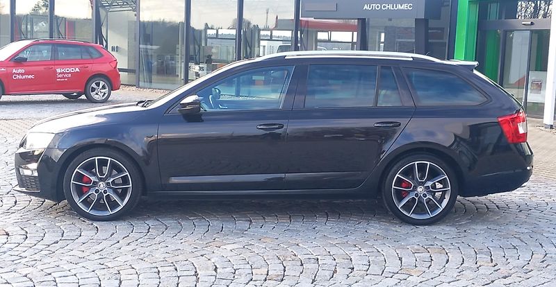 Škoda Octavia RS 2.0 TDI 135kW - fotka 7 z 30