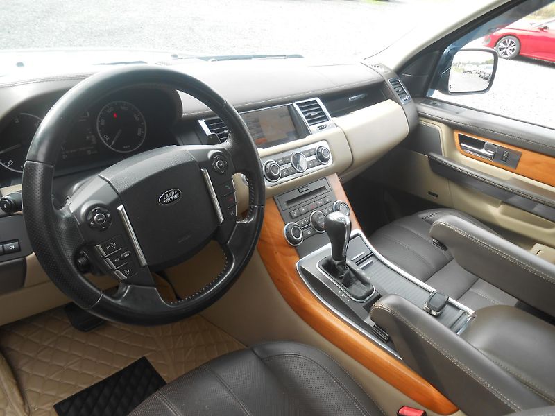 Land Rover Range Rover Sport 3.0D,180KW,4x4,XENONY,Tažné! - fotka 33 z 48