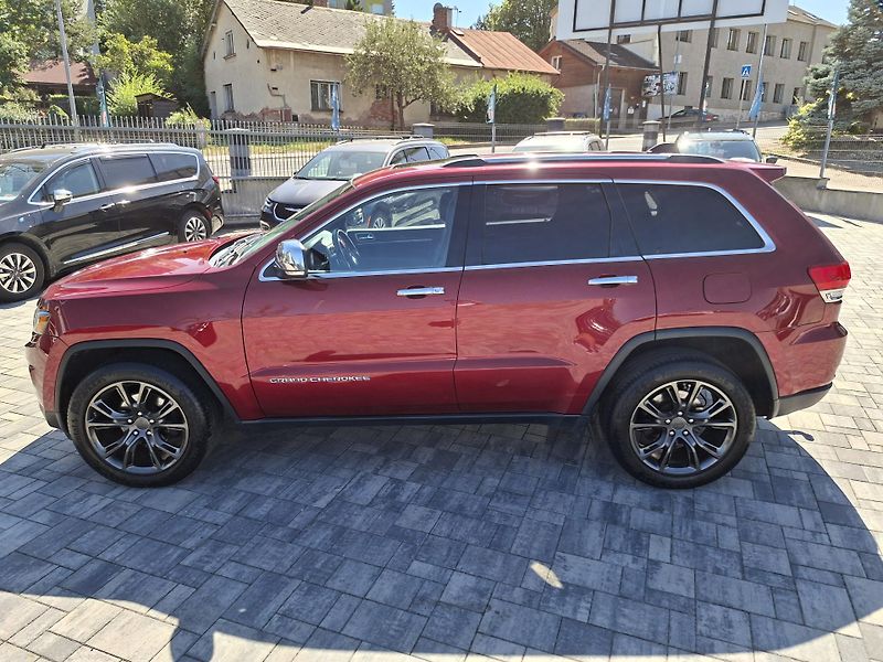 Jeep Grand Cherokee (2015) 3,6L V6 Limited,4x4,tažné,R20  - fotka 12 z 37