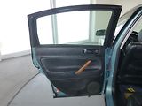 Volkswagen Passat (2000) 1,9TDI*VYHŘ.SEDADLA*ALU*XENONY - náhled 11