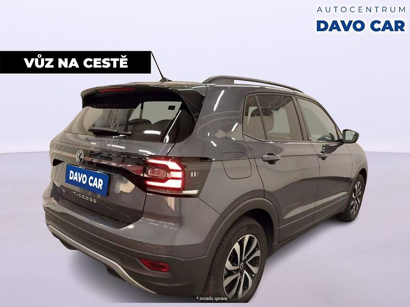 Volkswagen T-Cross 1,0 TSI 81kW Life - fotka 5 z 12