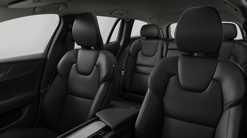 Volvo V60 (2026) B4 PLUS DARK AUT - fotka 4 z 18