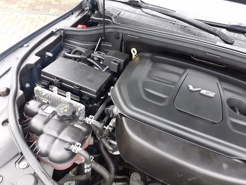 Jeep Grand Cherokee (2018) 3.6 L V6 4x4 - fotka 31 z 40