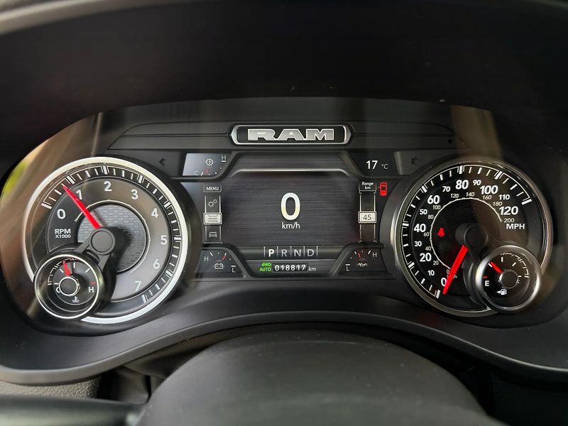 Dodge RAM (2022) +NIGHT EDITION+FUEL+AIR LIFT+ - fotka 17 z 21