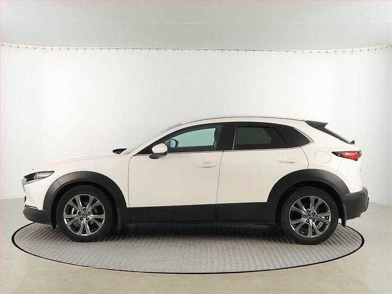 Mazda CX-30 (2020) Skyactiv-X 2.0 - fotka 3 z 19