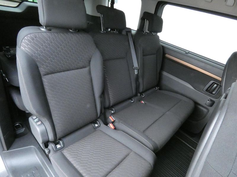 Toyota ProAce (2017) 2.0 D-4D 110KW 8-MÍST - fotka 28 z 30