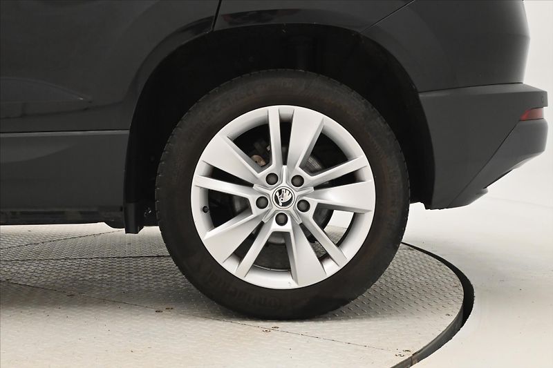 Škoda Karoq 1,5 TSI 110kW DSG Business Zár - fotka 31 z 31